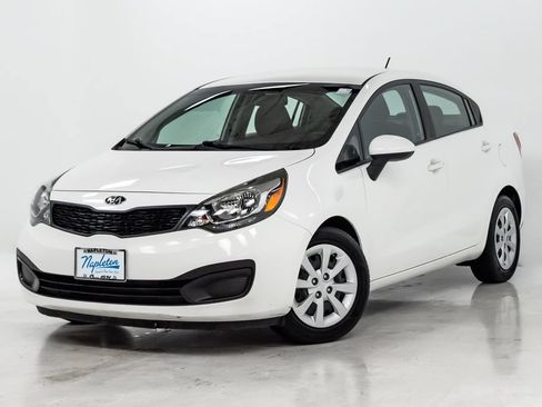 Used 2015 Kia Rio LX FWD image 1