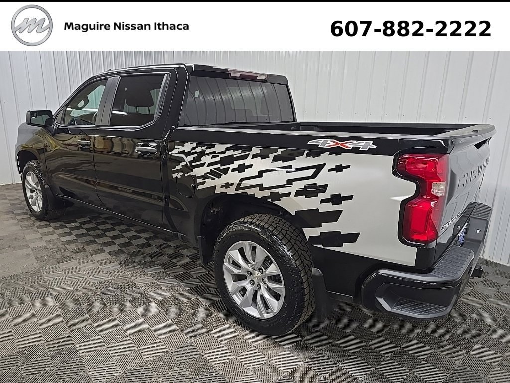 Used 2019 Chevrolet Silverado 1500 Custom w/ Custom Value Package AWD/4WD image 10