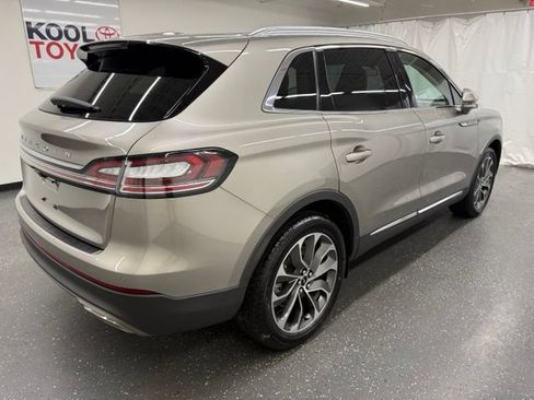 Used 2023 Lincoln Nautilus Reserve AWD/4WD image 2