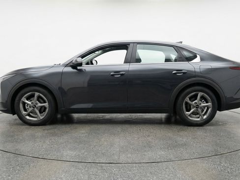 Used 2025 Kia K4 LXS image 5