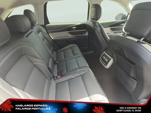 Used 2024 Lincoln Nautilus Premier w/ Equipment Group 102A AWD/4WD image 30