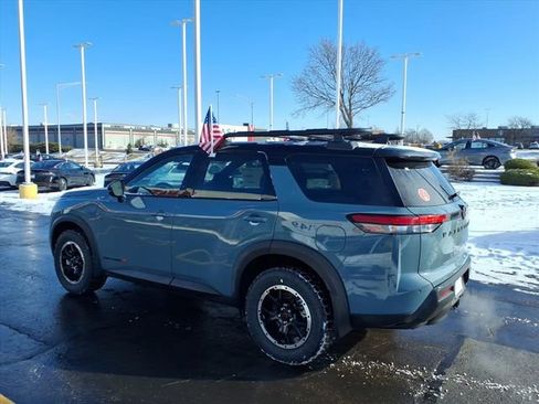 New 2026 Nissan Pathfinder SV image 5