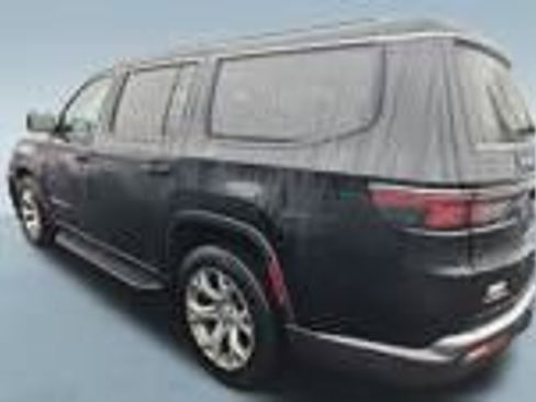 Used 2022 Jeep Wagoneer Series I w/ Premium Group I image 4