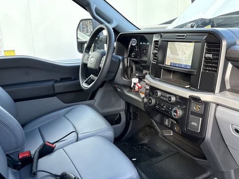 New 2026 Ford F550 4x4 Supercab Super Duty image 28