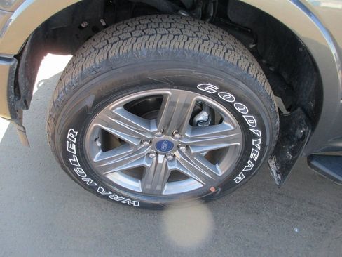 Used 2020 Ford F150 XLT w/ Equipment Group 302A Luxury image 13