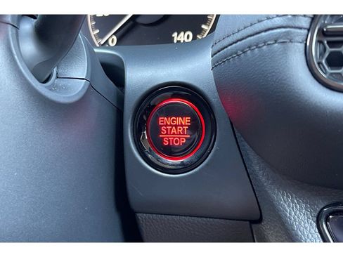 Certified 2027 Honda HR-V LX image 32