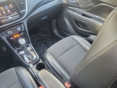 Used 2022 Buick Encore Preferred w/ Safety Package II AWD/4WD image 16