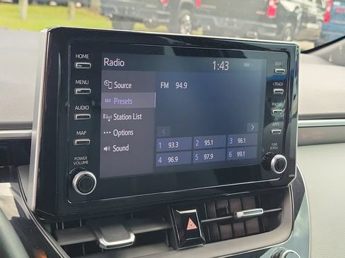 Used 2020 Toyota Corolla SE FWD image 29