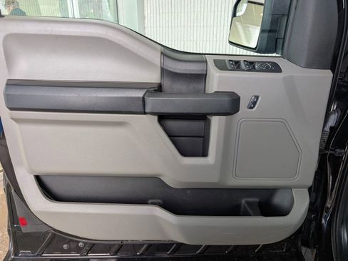 Used 2019 Ford F150 XL w/ Equipment Group 101A Mid image 8