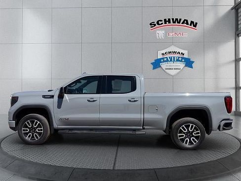 Used 2025 GMC Sierra 1500 AT4 w/ AT4 Preferred Package AWD/4WD image 7