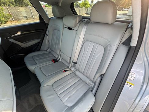 Used 2018 Audi Q5 2.0T Premium image 8