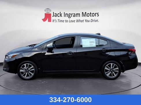 New 2025 Nissan Versa SV w/ Trunk Package image 2