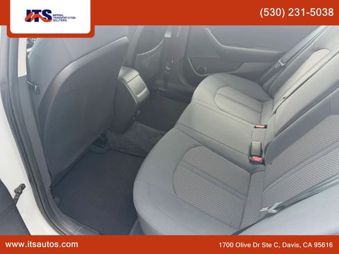 Used 2018 Hyundai Sonata ECO FWD image 11