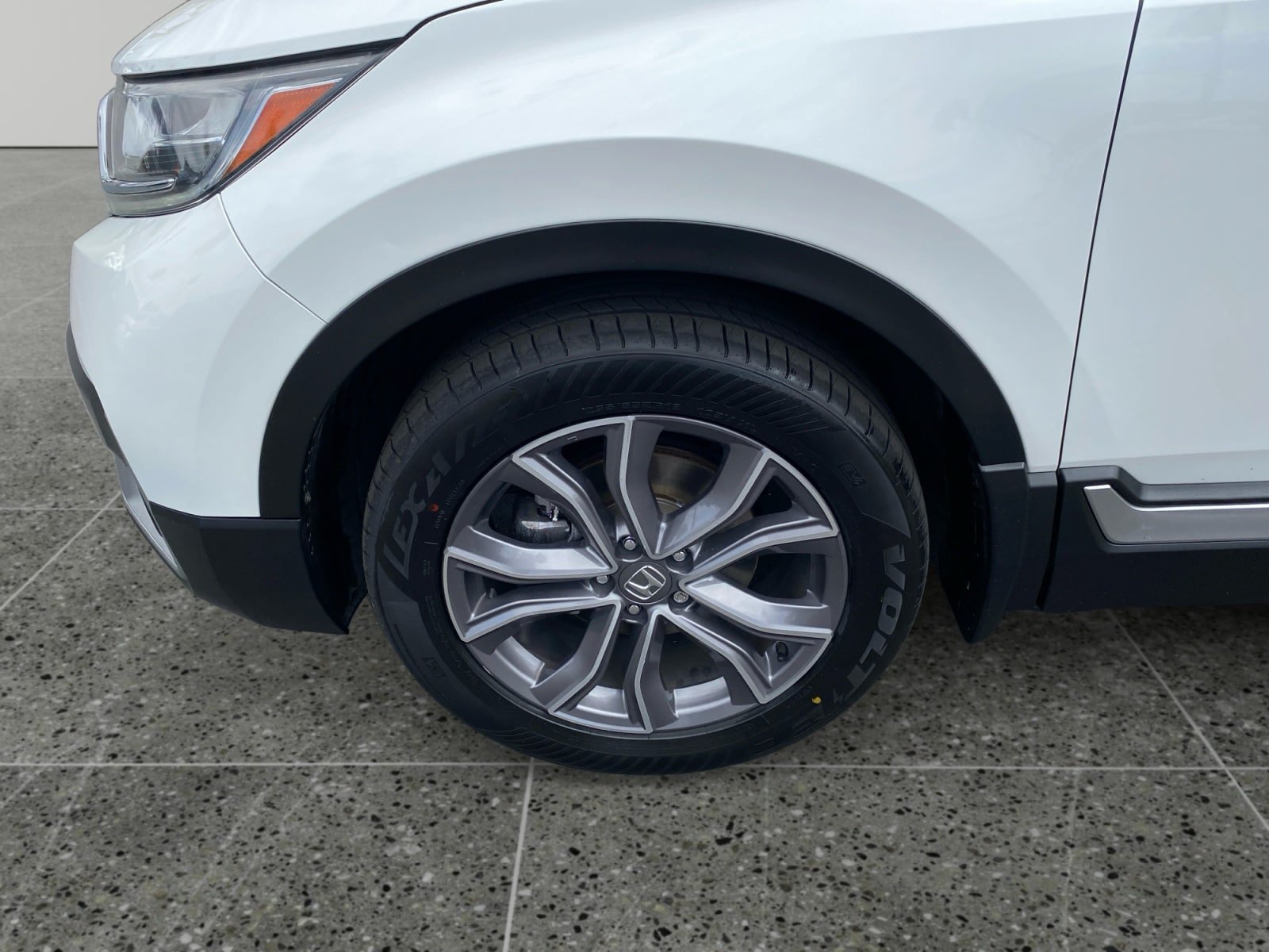 Used 2021 Honda CR-V Touring image 14