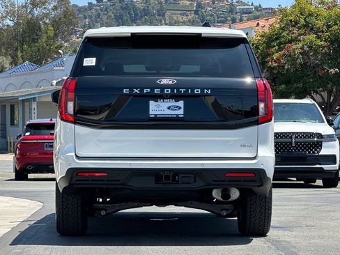 New 2027 Ford Expedition Max Active AWD/4WD image 4