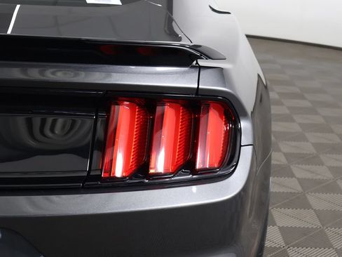 Used 2017 Ford Mustang Shelby GT350 RWD image 14