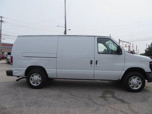 Used 2014 Ford E-150 and Econoline 150 RWD image 7