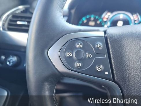 Used 2017 Chevrolet Suburban LT image 44