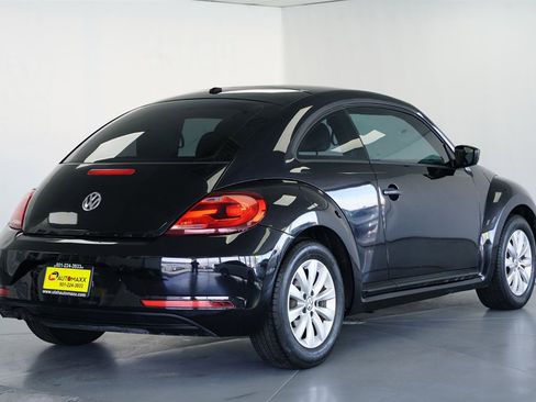 Used 2017 Volkswagen Beetle 1.8T image 8