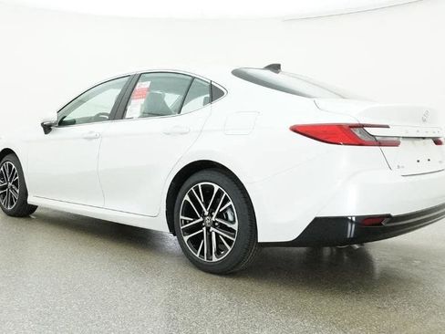 New 2026 Toyota Camry XLE FWD image 21