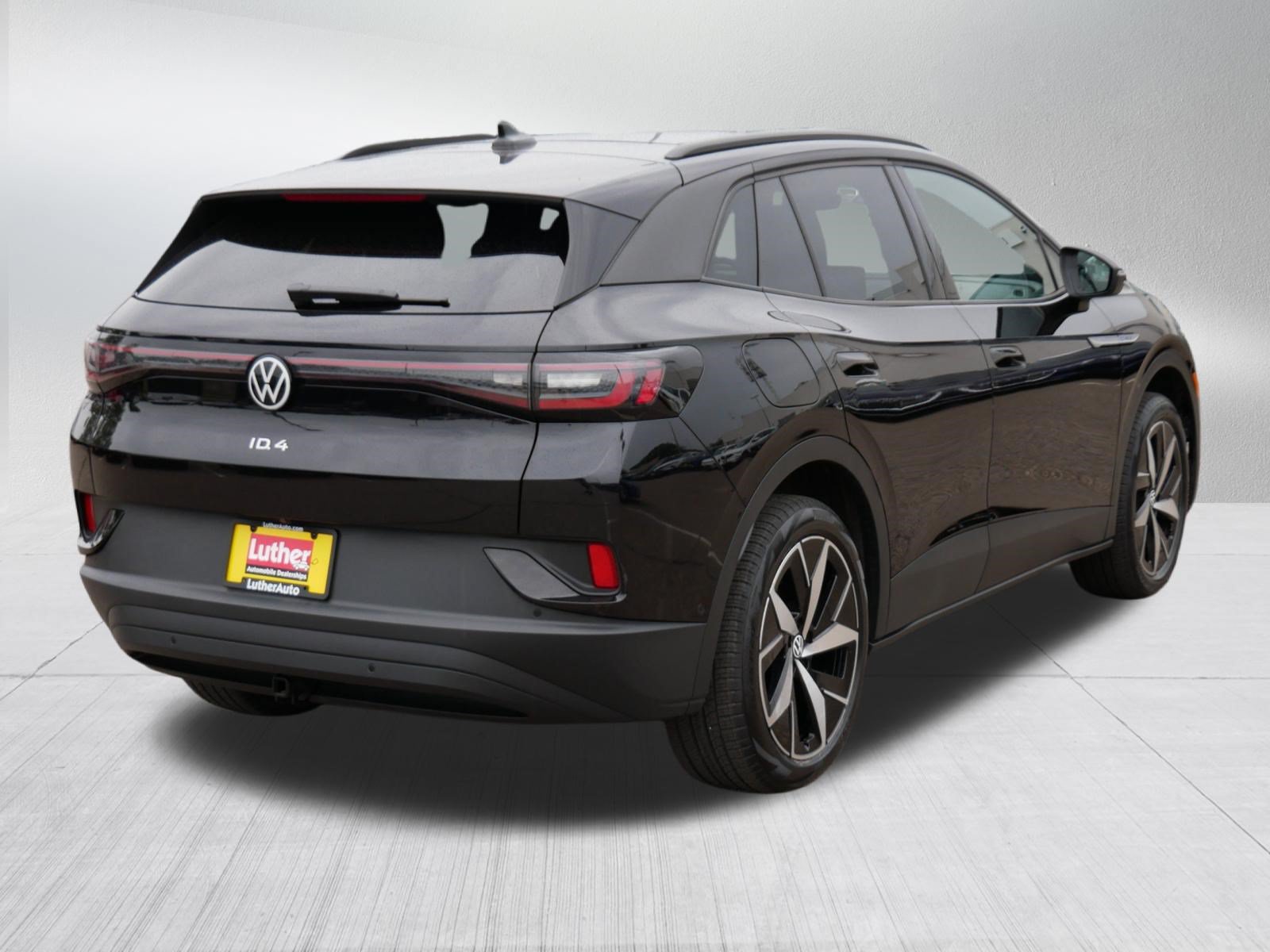 Used 2023 Volkswagen ID.4 Pro S AWD/4WD image 8
