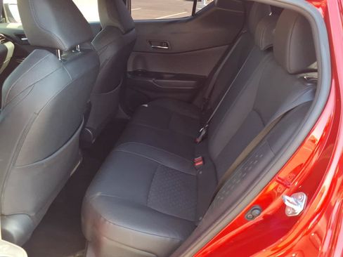 Used 2022 Toyota C-HR Limited FWD image 26