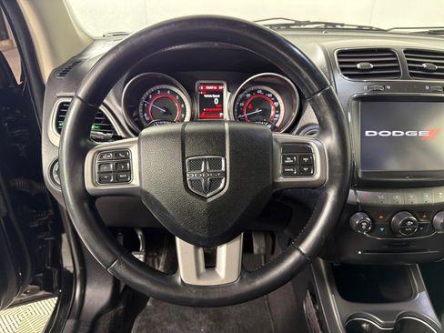 Used 2019 Dodge Journey Crossroad FWD image 14