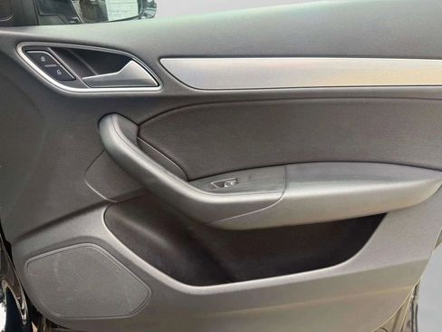 Used 2018 Audi Q3 2.0T Premium Plus w/ Premium Plus Package image 9