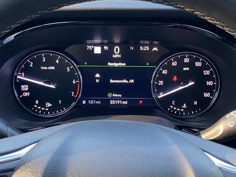 Used 2022 Buick Envision Avenir w/ Technology Package II image 12