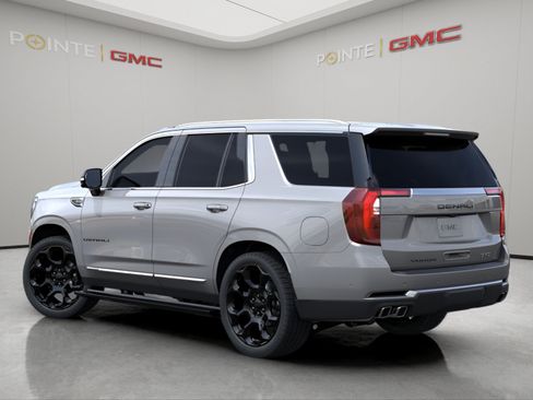 New 2026 GMC Yukon Denali w/ Denali Reserve Package AWD/4WD image 3