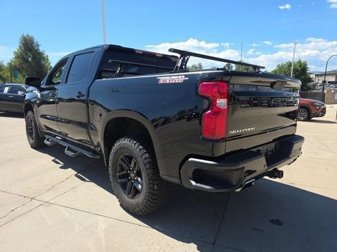 Used 2025 Chevrolet Silverado 1500 LT Trail Boss w/ Convenience Package II AWD/4WD image 11
