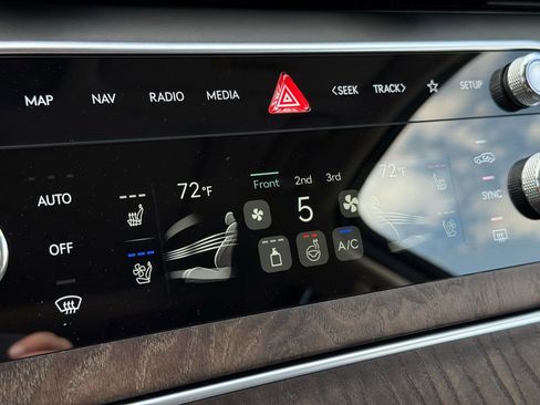 New 2026 Genesis GV80 3.5T Prestige AWD/4WD image 40