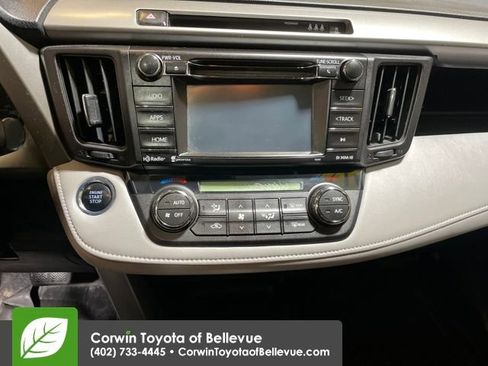 Used 2018 Toyota RAV4 XLE image 18