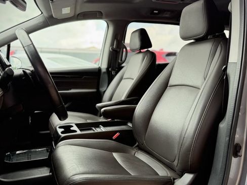 Used 2021 Honda Odyssey Touring image 7