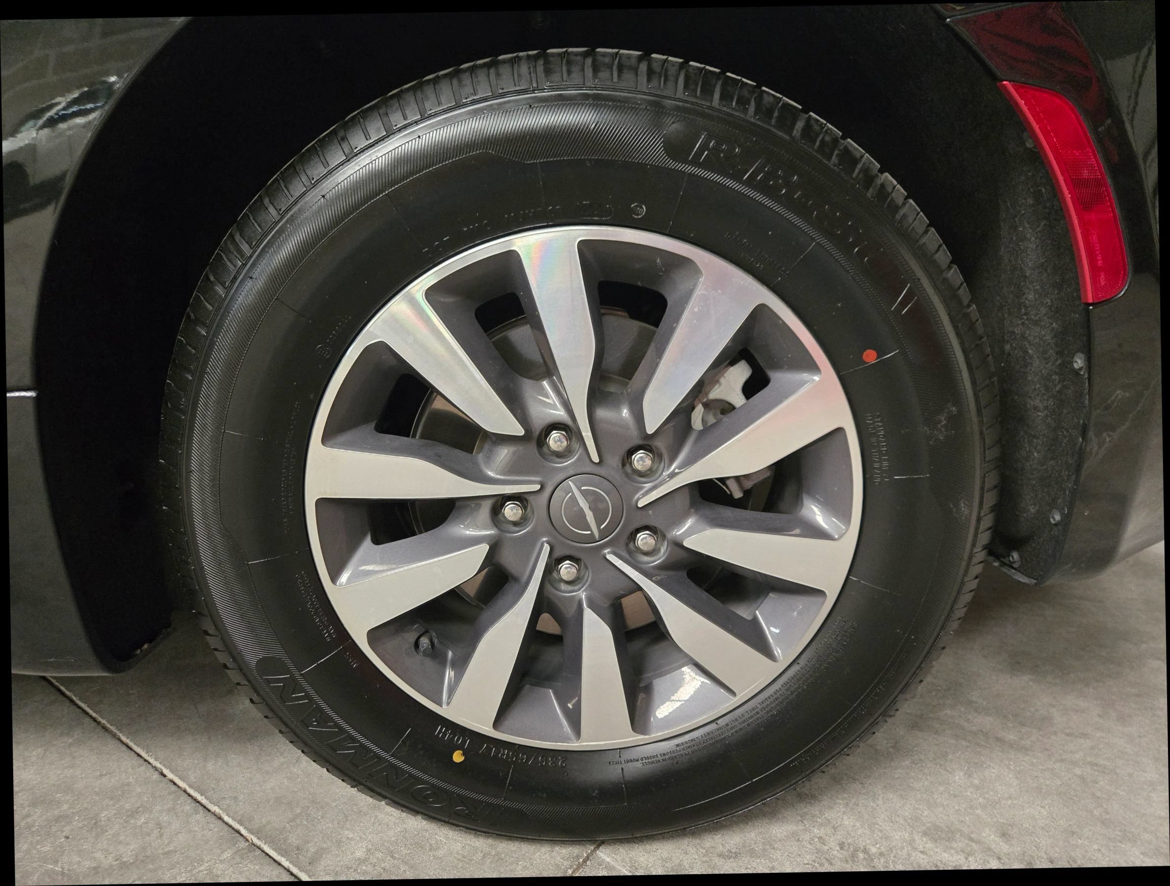 Used 2023 Chrysler Pacifica Limited FWD image 20