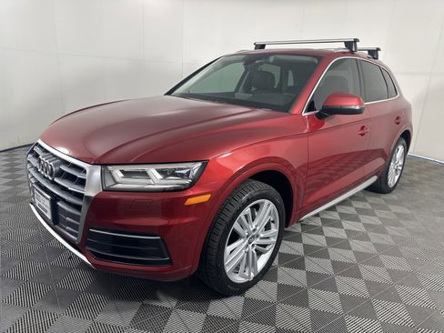 Used 2019 Audi Q5 2.0T Premium Plus w/ Premium Plus Package image 4