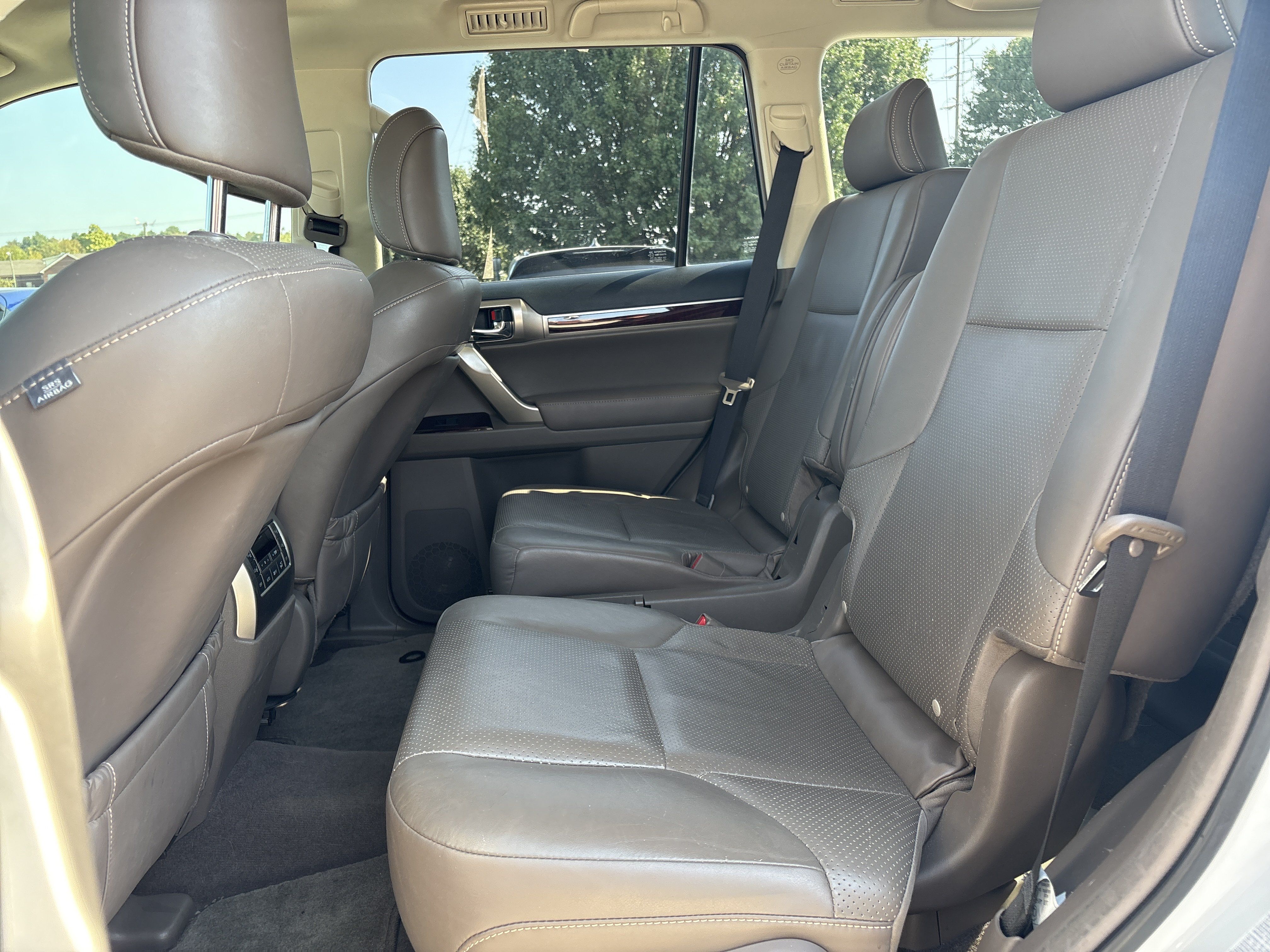 Used 2017 Lexus GX 460 Luxury AWD/4WD image 5