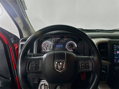 Used 2018 RAM 1500 SLT image 11