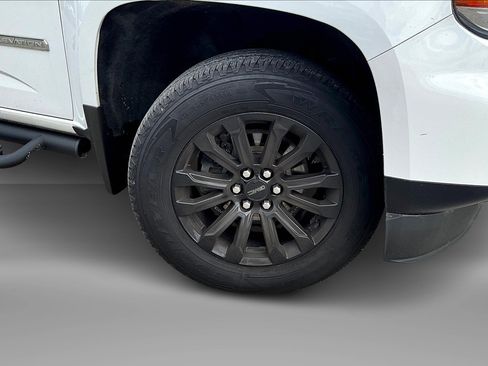 Used 2022 GMC Canyon Elevation AWD/4WD image 9