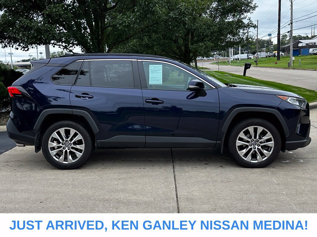 Used 2021 Toyota RAV4 XLE Premium AWD/4WD image 2