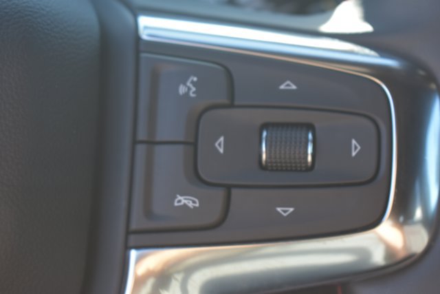Used 2025 Chevrolet Blazer RS FWD image 22