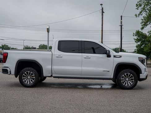 Used 2023 GMC Sierra 1500 AT4 w/ AT4 Premium Package image 4