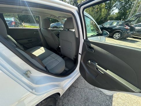 Used 2015 Chevrolet Sonic LT FWD image 8