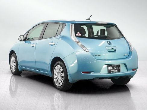 Used 2015 Nissan Leaf S w/ Charge Package FWD image 3