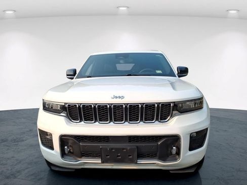 Used 2023 Jeep Grand Cherokee Overland AWD/4WD image 6