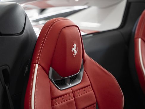 Used 2025 Ferrari 296 GTS RWD image 32