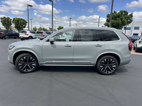 New 2026 Volvo XC90 T8 Ultra w/ Lounge Package AWD/4WD image 4