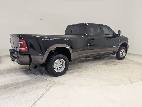 Used 2024 RAM 3500 Limited w/ Safety Group image 8