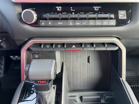 Used 2023 Toyota Tundra Limited w/ TRD Off-Road Package image 29