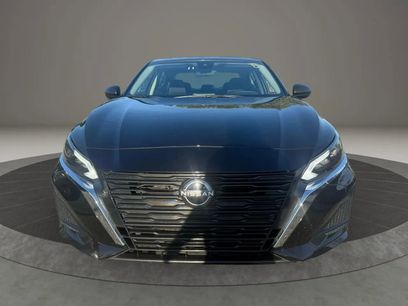 Used 2024 Nissan Altima 2.5 SV